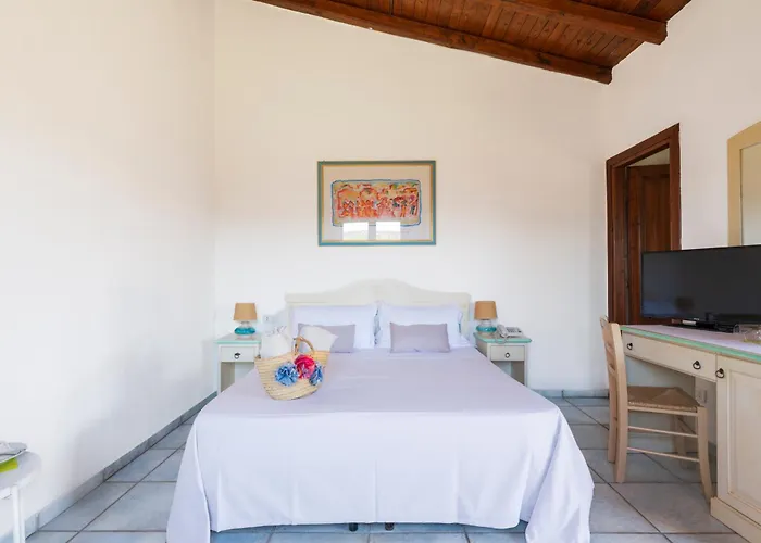 Li Suari Club Village Hotel
