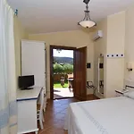 Li Suari Club Village