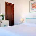 Li Suari Club Village מלון סאן תאודורו
