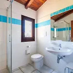 Li Suari Club Village מלון סאן תאודורו