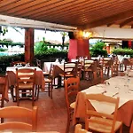 Li Suari Club Village מלון סאן תאודורו