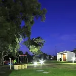 Li Suari Club Village סאן תאודורו