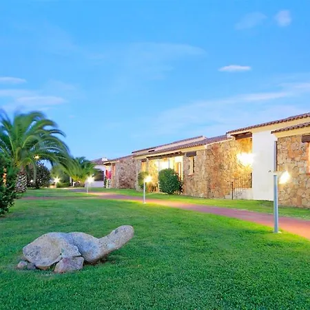 Hotel Li Suari Club Village San Teodoro (Sardinia)
