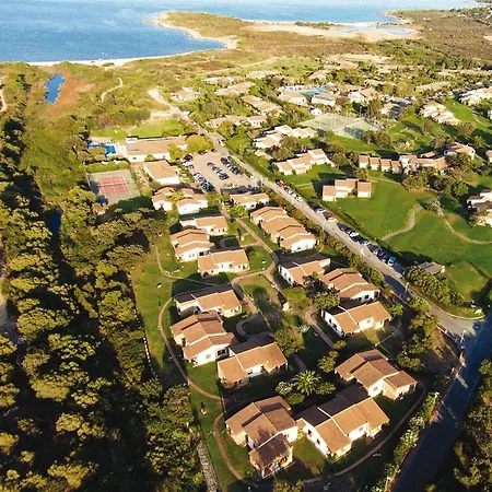Li Suari Club Village Отель 4*