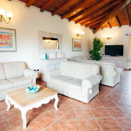Li Suari Club Village 4*
