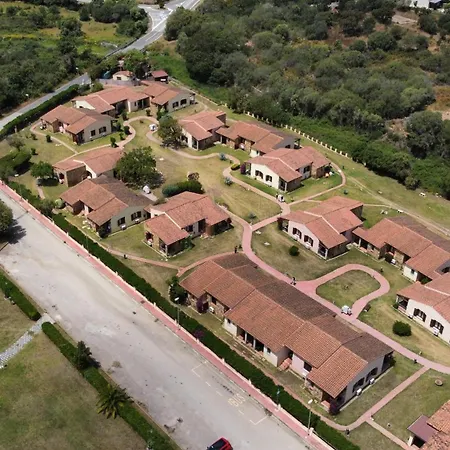 Li Suari Club Village 4*