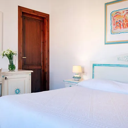 Li Suari Club Village Hotel San Teodoro (Sardinia)