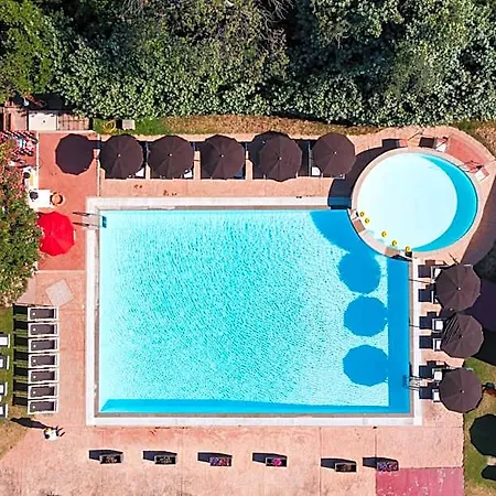 Hotel Li Suari Club Village San Teodoro (Sardinia)