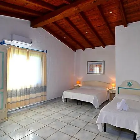 Li Suari Club Village 4*
