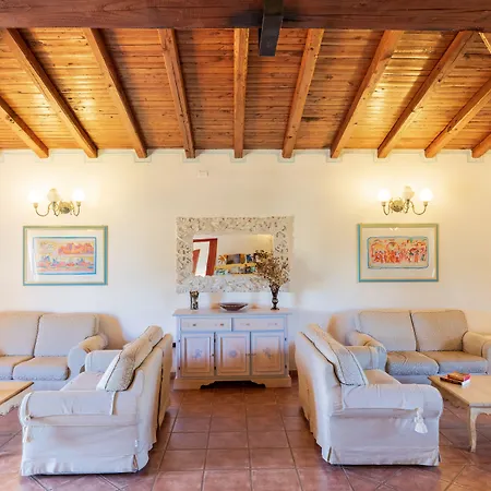 Li Suari Club Village Hotel San Teodoro (Sardinia)