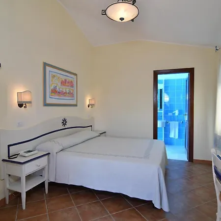 Li Suari Club Village San Teodoro (Sardinia)
