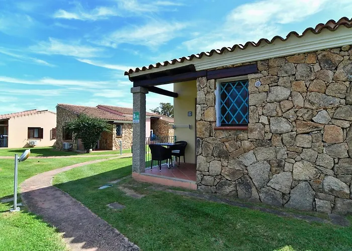 Li Suari Club Village 4*