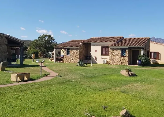 Otel Li Suari Club Village San Teodoro (Sardinia)