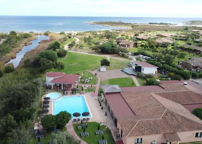 Hotel Li Suari Club Village 4*