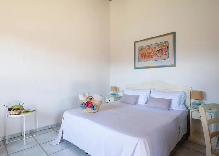 Li Suari Club Village Otel San Teodoro (Sardinia)