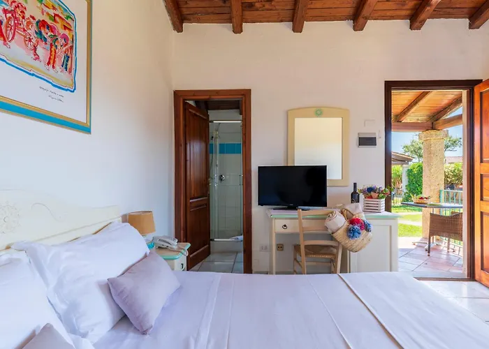 Hotel Li Suari Club Village San Teodoro (Sardinia)