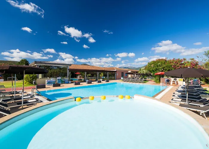 Li Suari Club Village 4*