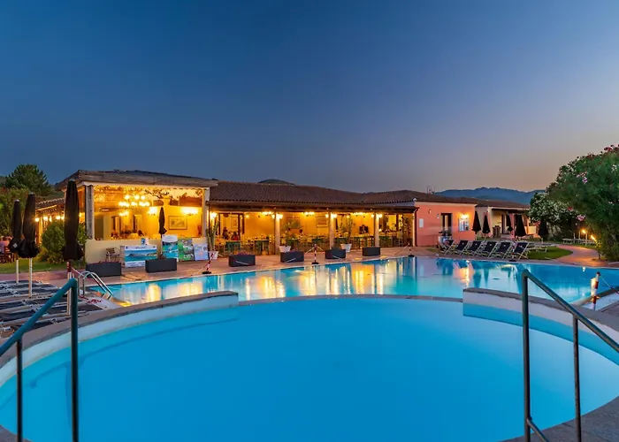 Ξενοδοχείο Li Suari Club Village 4*