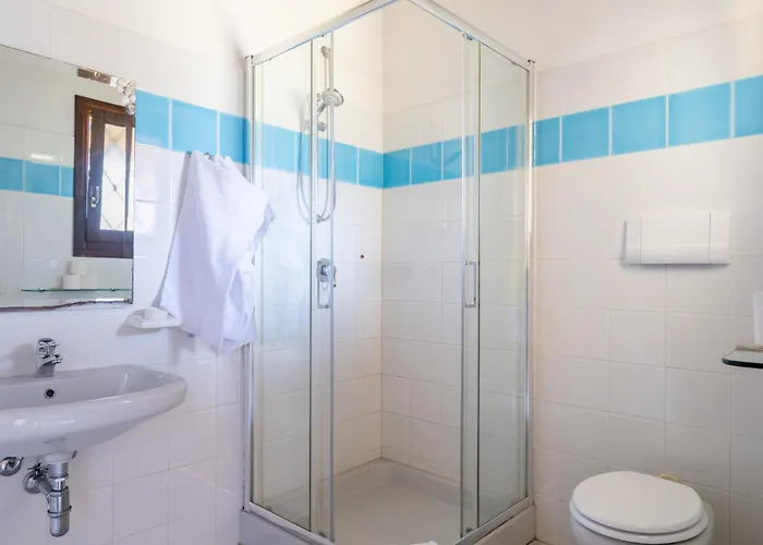 Hotel Li Suari Club Village 4*