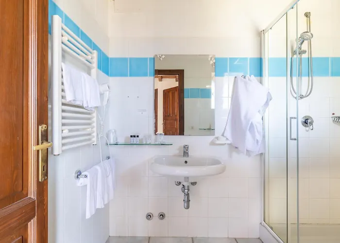 Li Suari Club Village 4*