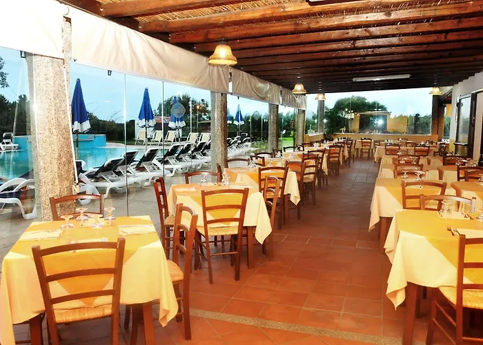 Hotel Li Suari Club Village 4*